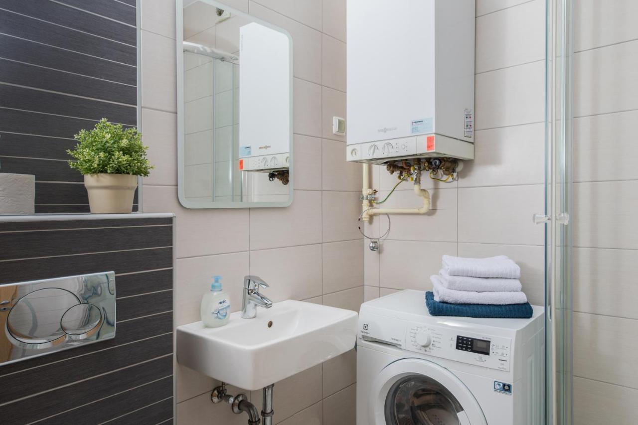 2 Bedroom Apt. In The Business Zone- Free Parking Zagreb Eksteriør bilde